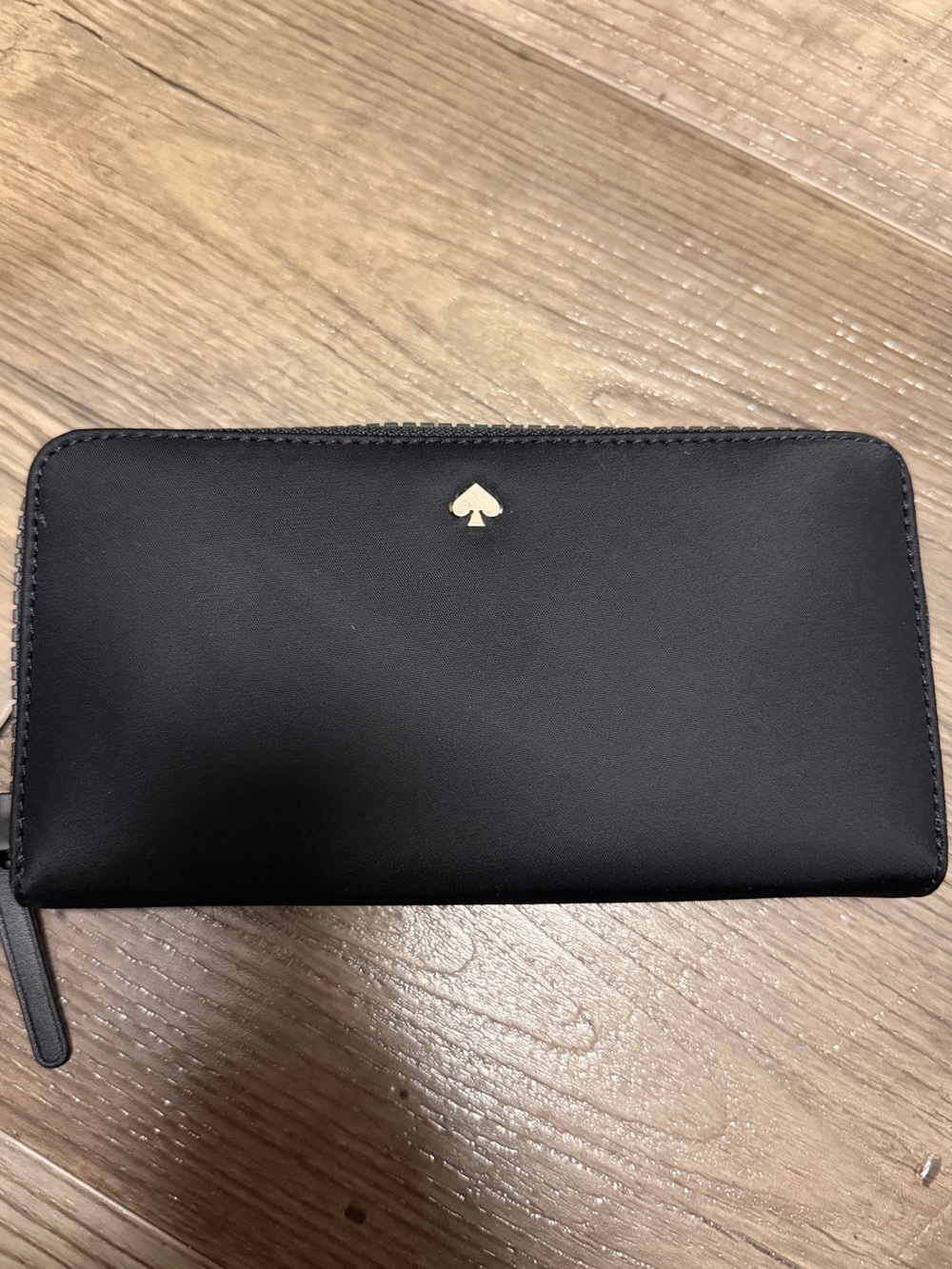 🖤 Kate Spade New York Black Zip-Around Wallet 🖤